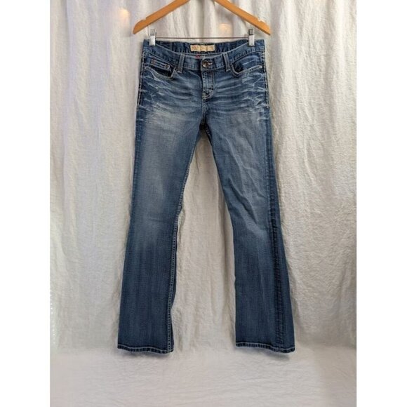 Buckle Denim - Buckle BKE Mya denim women's sz 30 x 33 boot cut low rise distressed stretch E5